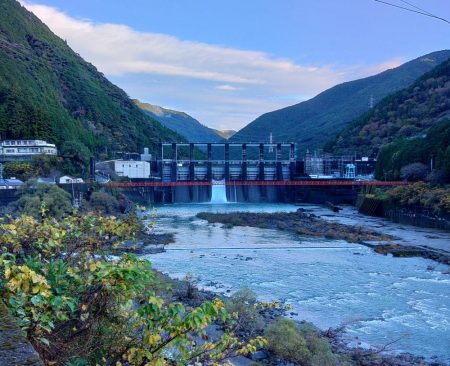 増水だ！天竜川ルアーフライ専用区
